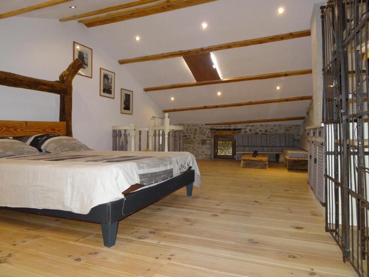 Chambre Cambalotte Saint-Florent-sur-Auzonnet Exterior foto